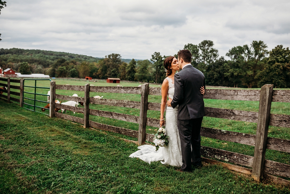 Springton Manor Farm Wedding_0011